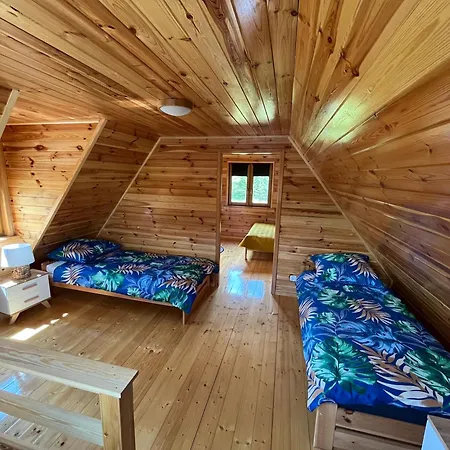 Caloroczny Holiday home Wizajny