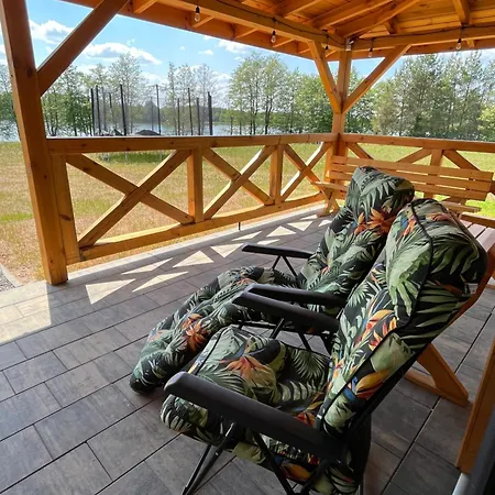 Caloroczny Holiday home Wizajny